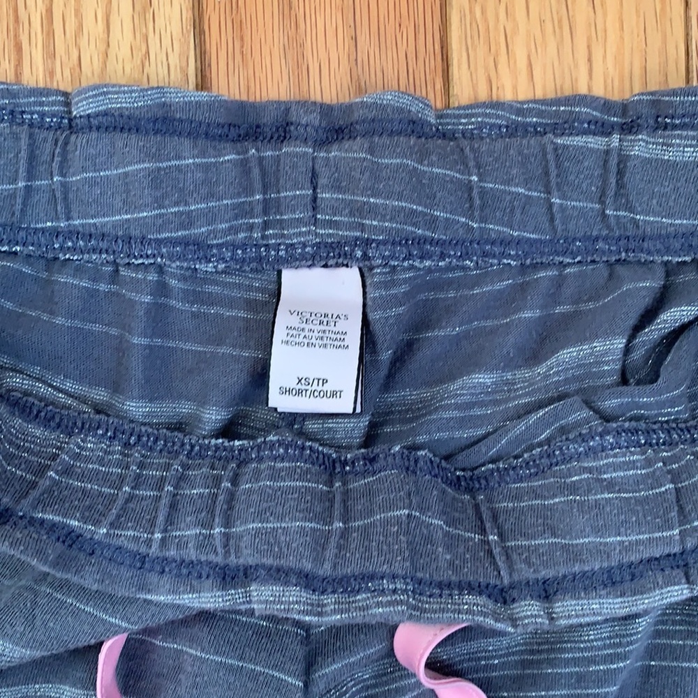 Victoria’s Secret pajama set - Picture 7 of 7